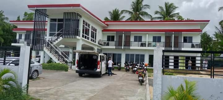 Elnora Delmar Travellers Inn Siquijor Exterior photo